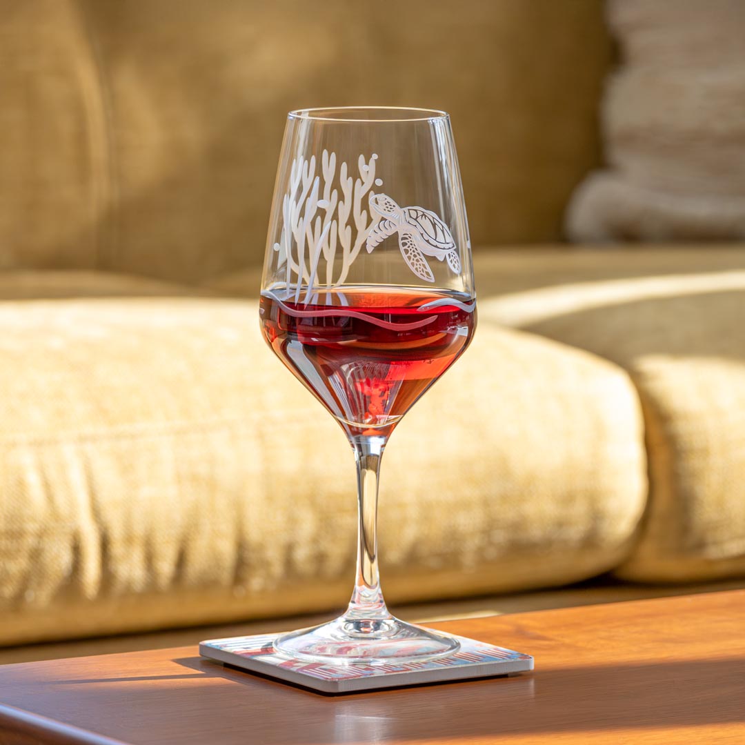 Sea Turtle 19.5oz All Purpose Wine Glass by Rolf Glass