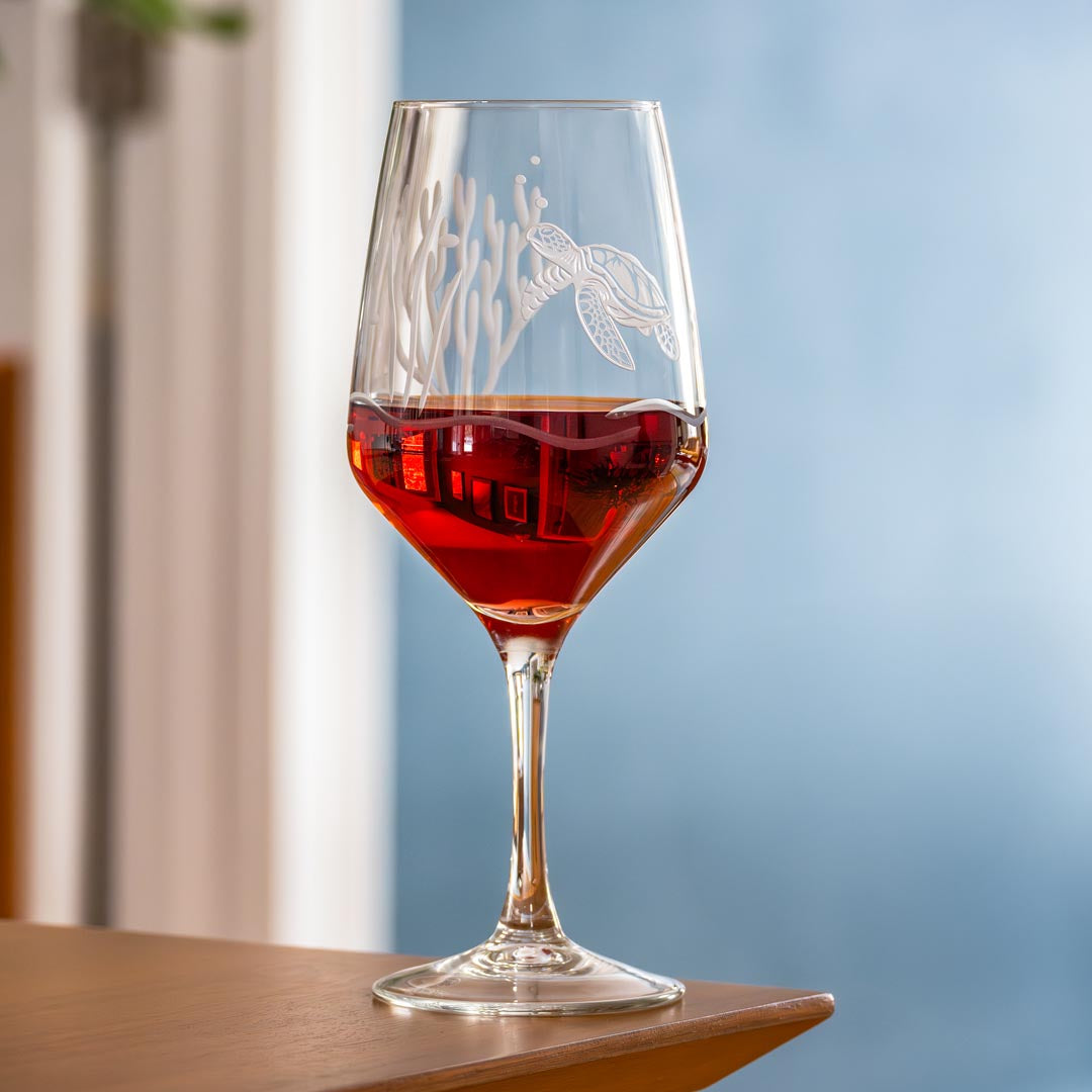 Sea Turtle 19.5oz All Purpose Wine Glass by Rolf Glass