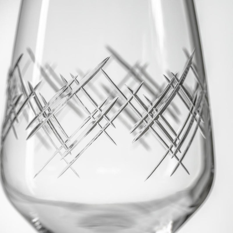 Rolf Glass Argyle 19.5oz All Purpose Wine Glass detailed engraving and polishing