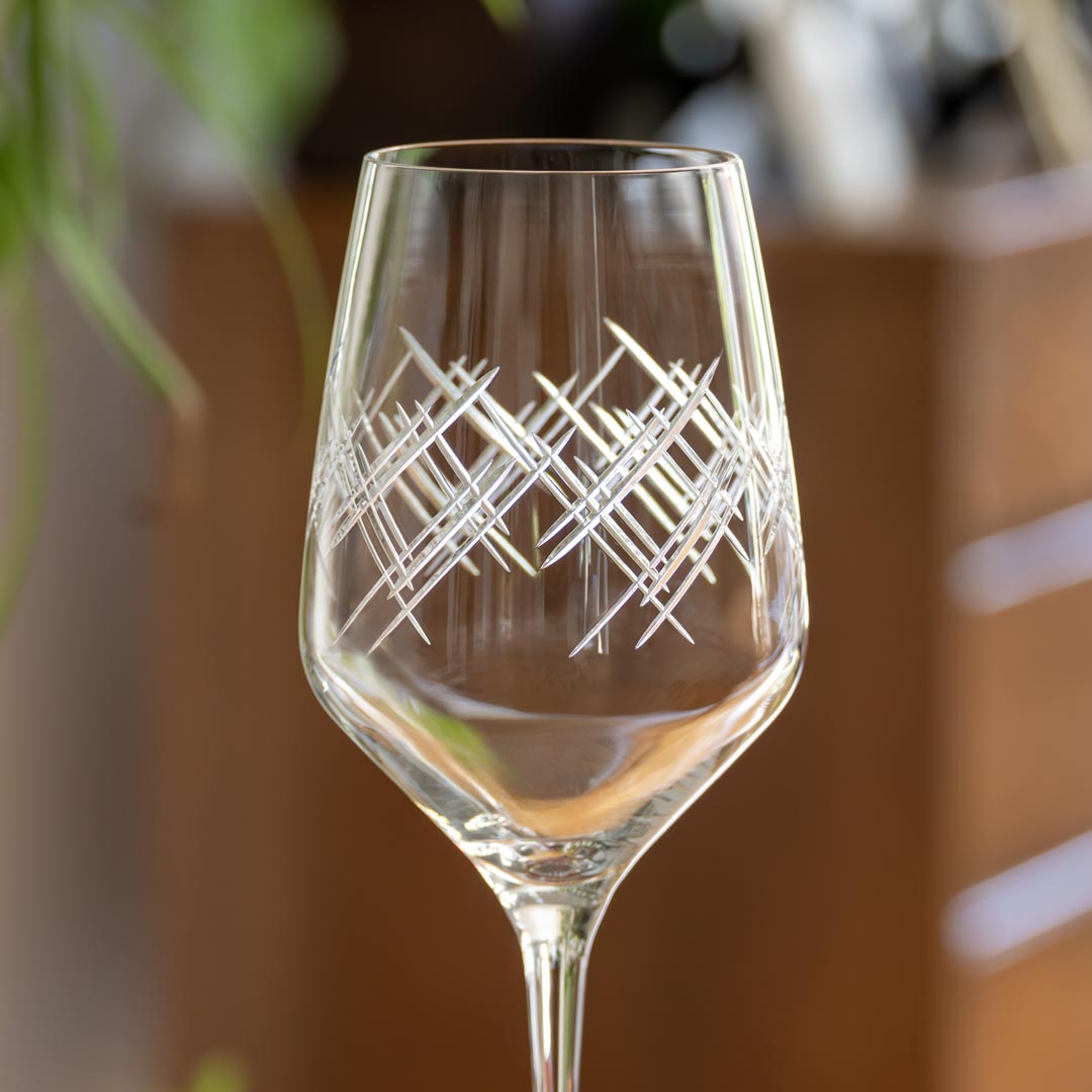 Argyle 19.5oz All Purpose Wine Glass | Set of 2 - Thumbnail 3