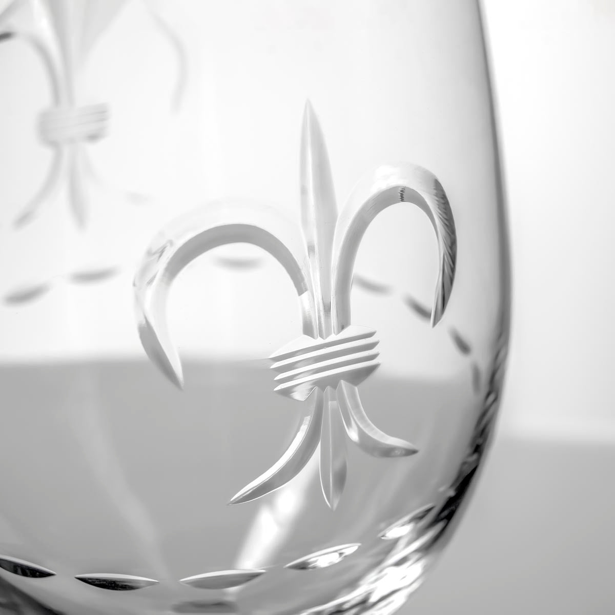 Fleur De Lis 12oz White Wine | Set of 4 - Thumbnail 3