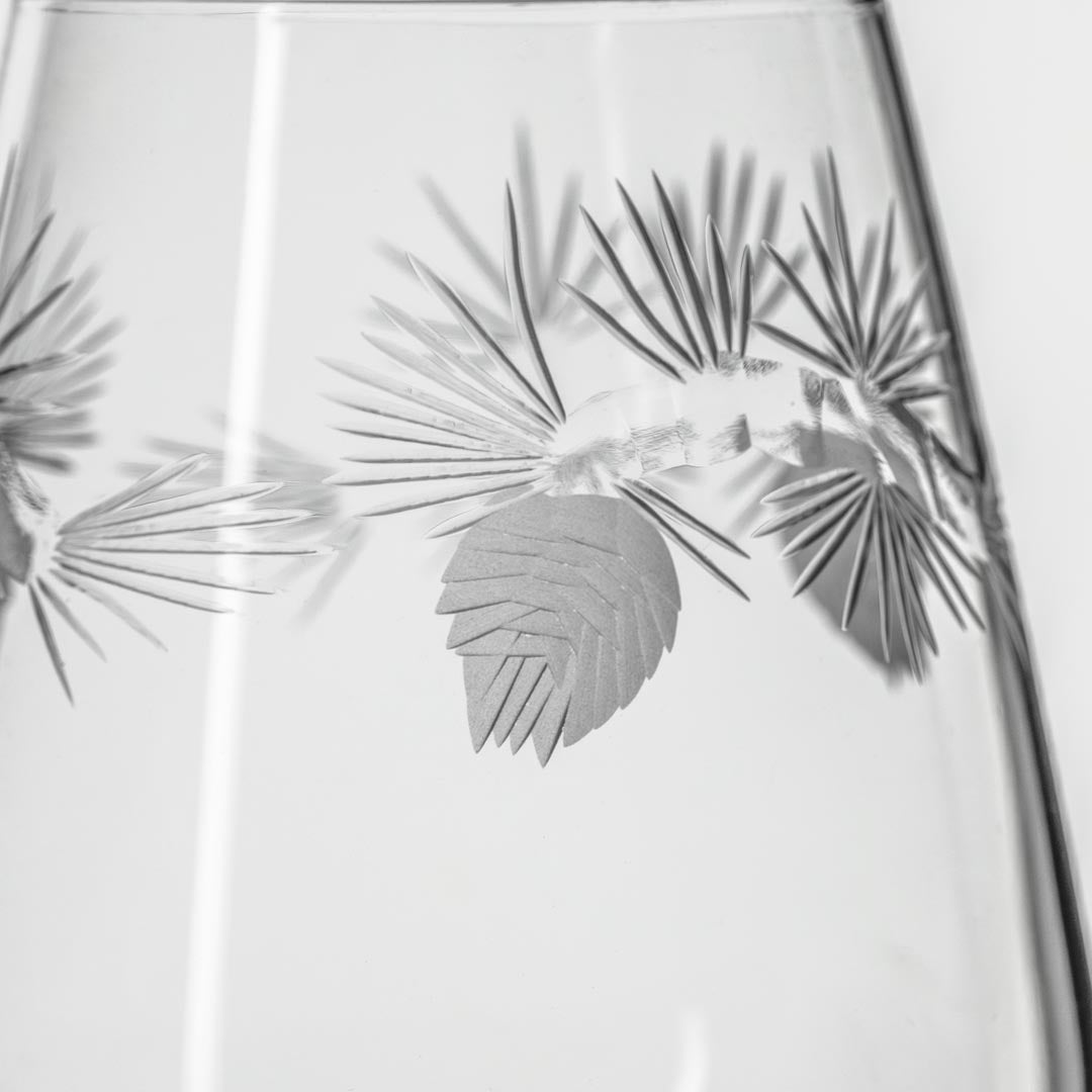 Rolf Glass Icy Pine 18oz Stemless Wine Tumbler Glass detailed view on a white background
