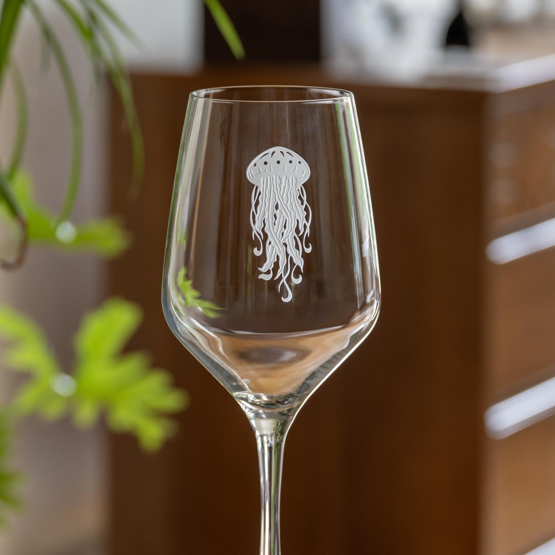 Jellyfish 19.75oz All Purpose Wine Glass - Thumbnail 2