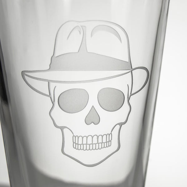 Rolf Glass Numbskulls 16oz Beer Pint Glass Skull with detailed sand engraving of a Fedora