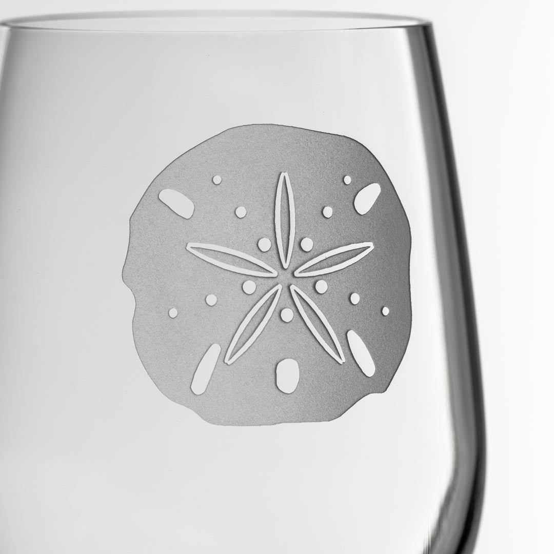 Rolf Glass Sand Dollar 12oz White Wine Glass detailed view of engraving