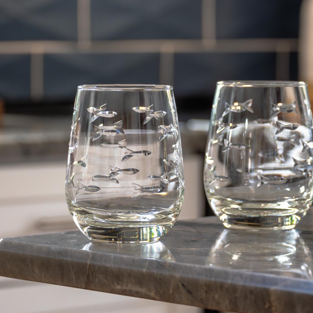 Rolf Glass School of Fish 15oz Clear Stemless Wine Glass is crystal clear