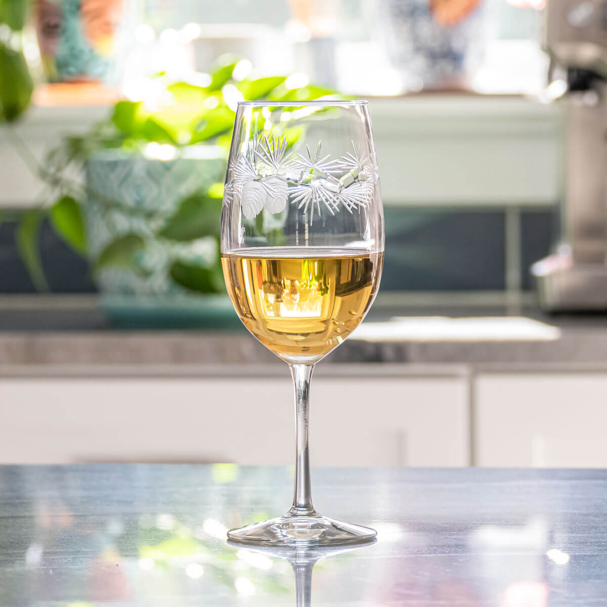 Rolf Glass Icy Pine 18oz All Purpose Wine Glass